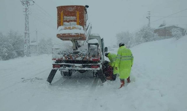 Tomarza'da ekiplerin kış çalışmaları sürüyor