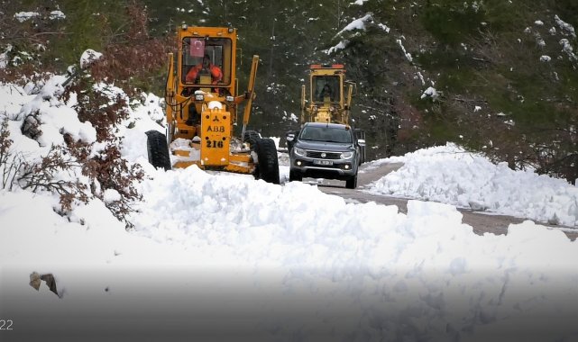 Toroslar'da kar ve heyelanla mücadele