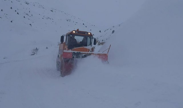 Tunceli-Hozat yolu araç trafiğine kapatıldı
