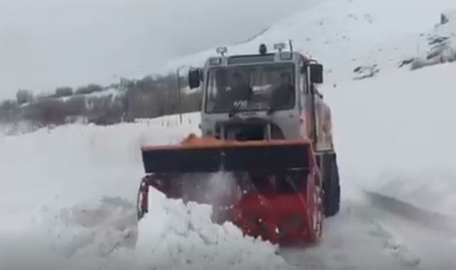Tunceli'de karla mücadele çalışmaları sürüyor