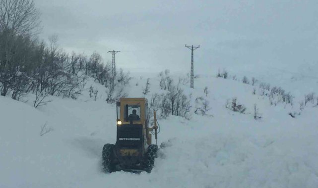Tunceli&#039;de karla mücadele çalışmaları sürüyor