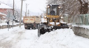 Turhal'da karla mücadele seferberliği