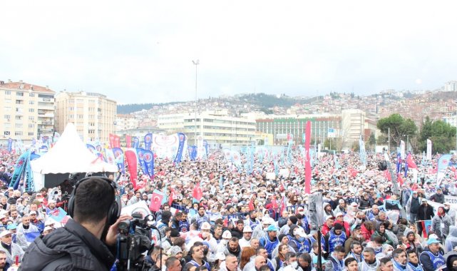 Türk Metal Sendikası, MESS&#039;in teklifini Kocaeli&#039;de protesto etti