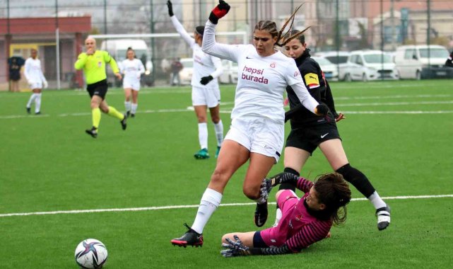 Turkcell Kadın Futbol Süper Ligi: YABPA: 0 - Galatasaray: 6