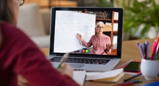 Türkiye günün 3’te 1’i internet kullanarak geçiyor!