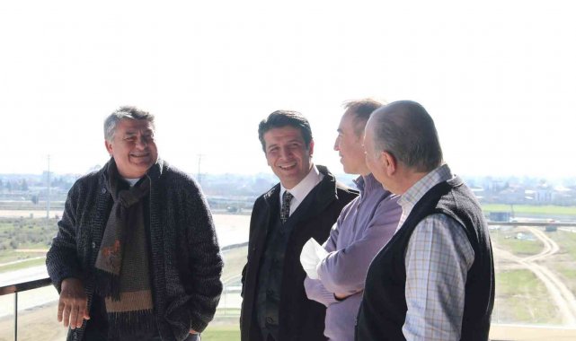 Türkiye'nin en büyük 3. Hipodromu açılışa hazırlanıyor