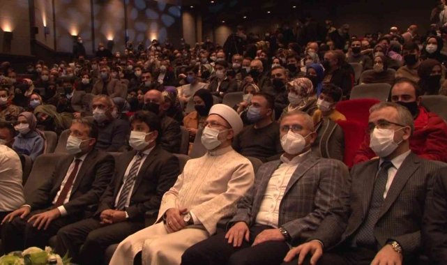 Türkiye'nin önde gelen din alimleri Üsküdar'da Kur'an-ı Kerim ziyafeti yaşattı