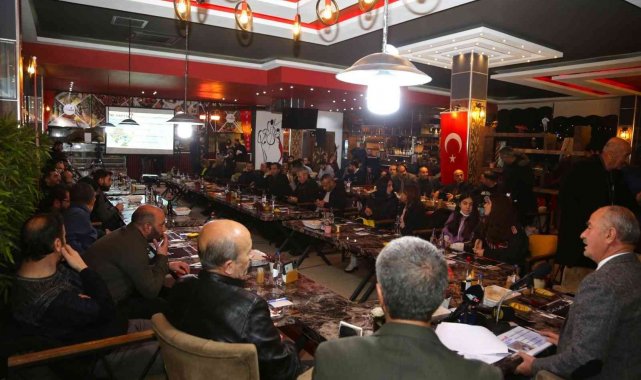 Tuşba Belediyesi'nden gazetecilere anlamlı gece