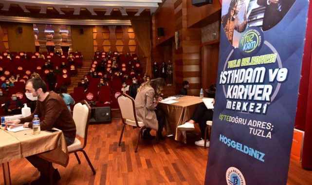Tuzla'da 2021 yılında 15 bin kişi işe yönlendirildi