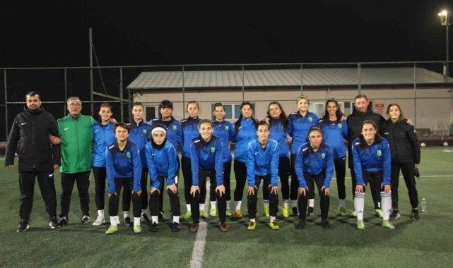 ÜG Horozkentspor'un kadınları yeni sezona hazır