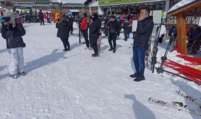 Uludağ&#039;da adım atacak yer kalmadı