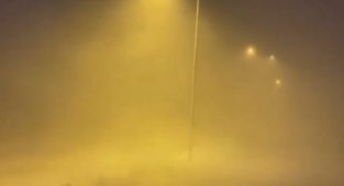 Uludağ'da kar fırtınasında göz gözü görmedi