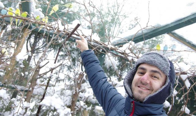 Üniversite öğrencisi evin bahçesini kafese çevirdi