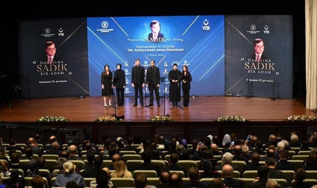 Üniversite öğrencisinin bestelediği Dr. Sadık Ahmet Marşı, Cumhurbaşkanlığı Külliyesi'nde yankılandı