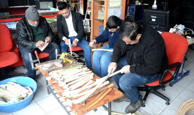 Unutulmaya yüz tutmuş baba mesleğini yaşatıyor