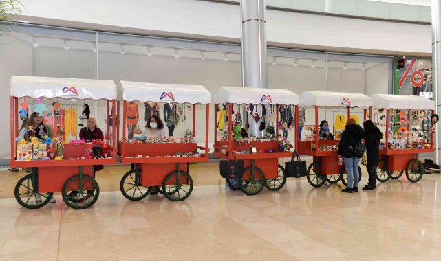 Üretici kadın stantları yıl sonuna kadar AVM&#039;lerde olacak