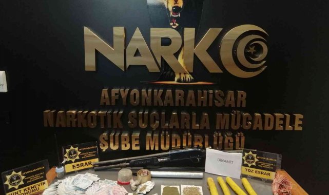 Uyuşturucu baskını yapılan evden dinamit çıktı