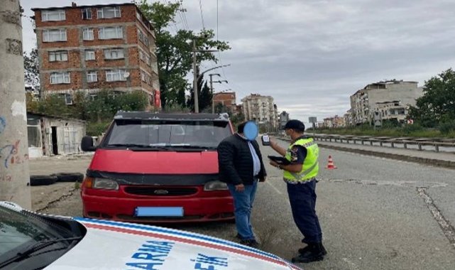 Uyuşturucu kullanan araç sürücüleri &#039;Uyuşturucu tespit cihazı&#039; ile tespit ediliyor