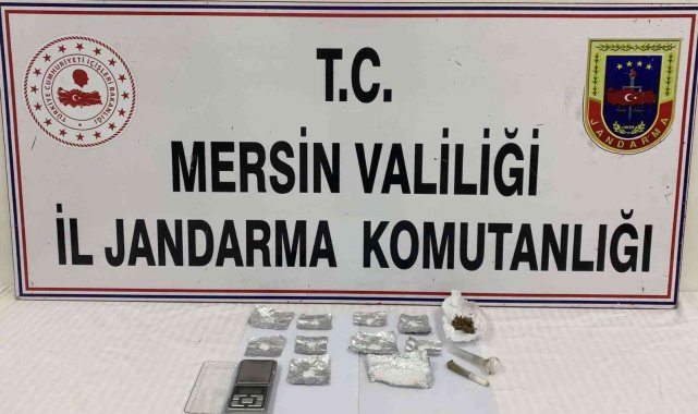 Uyuşturucu satan 4 kişi gözaltına alındı