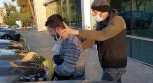 Uyuşturucu ticaretinden tutuklandı