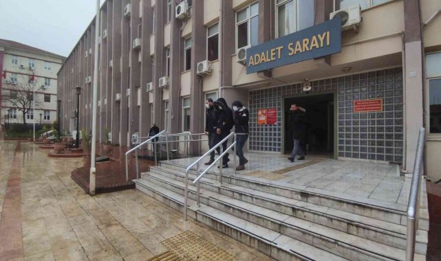 Uyuşturucuyu turşu bidonlarına sakladı