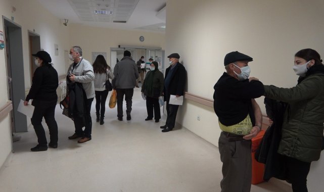 Vakalar arttı, vatandaşlar aşıya koştu