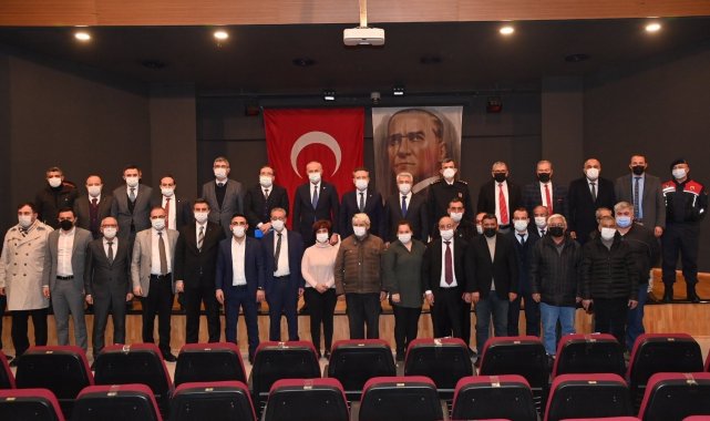 Vali Aksoy, Didimli muhtarlar ile bir araya geldi