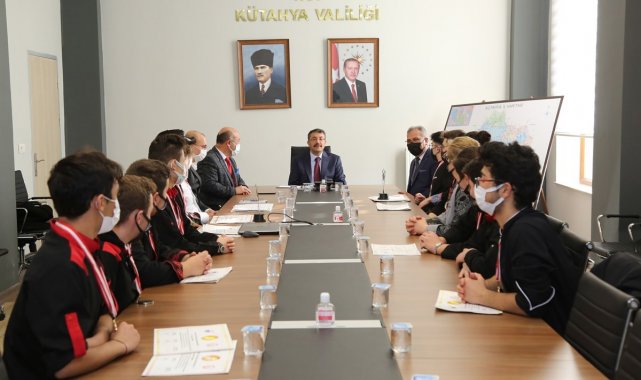 Vali Ali Çelik: "Geleceğin şeflerini ve aşçılarını yetiştiriyoruz"