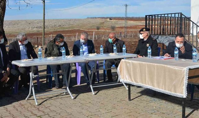 Vali Gül, Araban'daki cemevlerini ziyaret etti