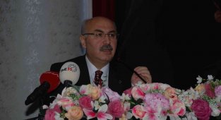 Vali Köşger, narkotik çalışmalarını madde madde anlattı