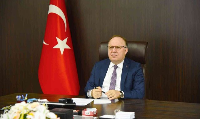 Vali Tutulmaz, İdareciler ve Çalışan Gazeteciler Günü'nü kutladı