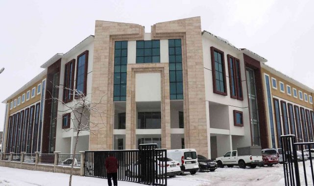 Van Defterdarlığı yeni hizmet binasına taşındı