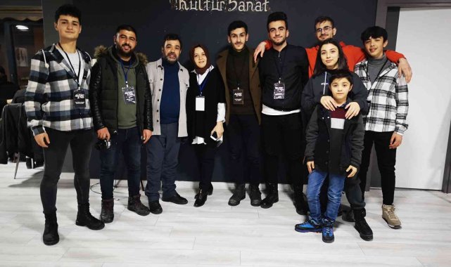 Vanlı fenomen takipçileri ile buluştu