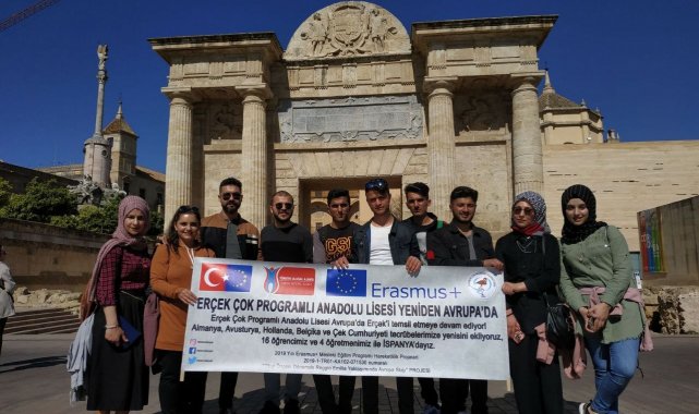 Vanlı lise öğrencileri İspanya&#039;da staj yaptı