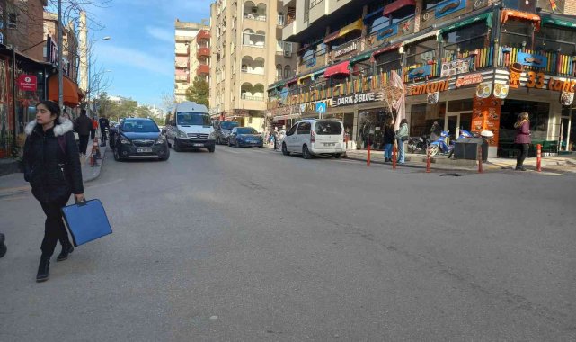 Vatandaşlar, kazaların yaşandığı caddeye kasis istiyor