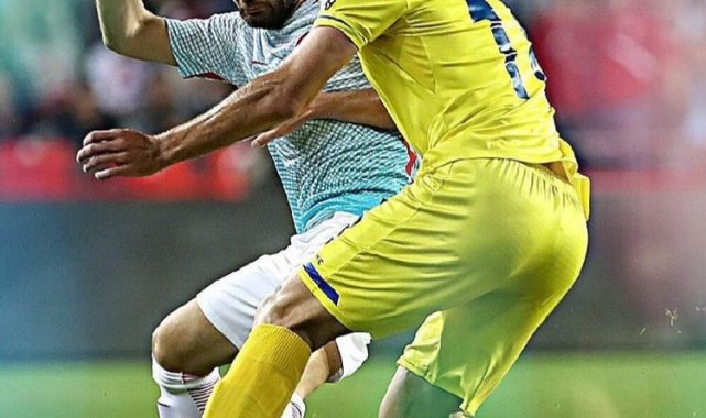 Vedat Muriqi'den, eski takım arkadaşı Ahmet Çalık'a veda mesajı