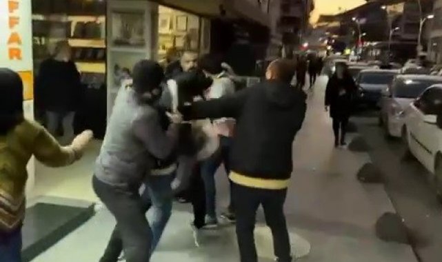 Yabancı uyrukluların kavgasını esnaf ayırdı