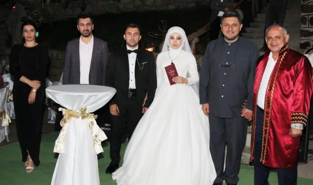 Yahyalı&#039;da 2021 yılında 299 çiftin nikahı kıyıldı