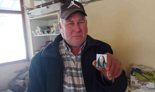 Yaklaşık 10 ay önce evden ayrılan 16 yaşındaki kızını arıyor