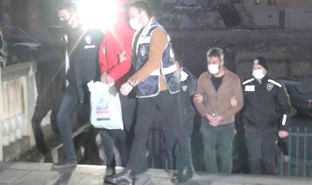 Yasa dışı bahis oynattıkları iddiasıyla gözaltına alınan 13 şüpheli adliyeye sevk edildi