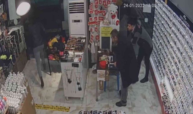 Yaşlısı soğukkanlı, genci acemi: Elazığ'daki 2 farklı hırsızlık olayı güvenlik kamerasında