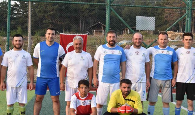 Yaylabayır&#039;da gençler halı sahada buluştu