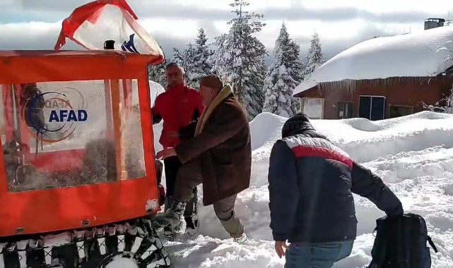 Yaylada mahsur kalanlar kurtarıldı