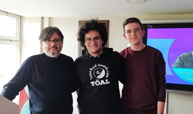 Yazar Kutlu öğrenciler ile buluştu