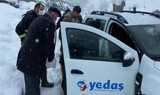 YEDAŞ ekipleri, karla kaplı yolda acil hasta için seferber oldu