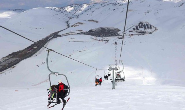 Yedikuyular Kayak Merkezi, ziyaretçi akınına uğruyor