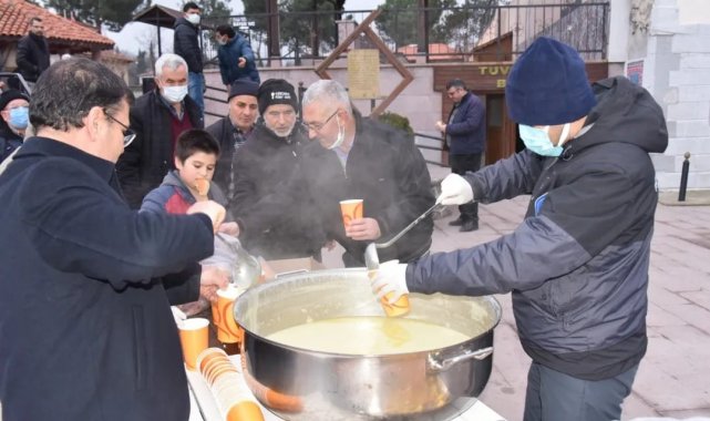 Yeni yılın ilk sabahında camiler doldu