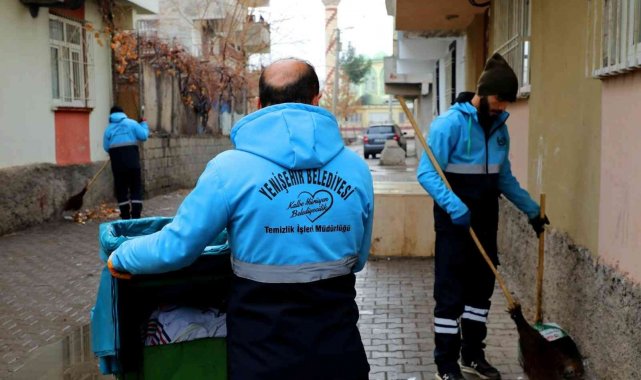 Yenişehir Belediyesi ekiplerinden yağmur sonrası hummalı temizlik