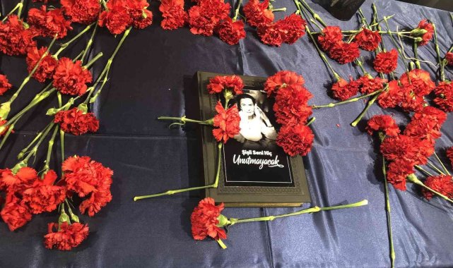 Yeşilçam&#039;ın usta ismi Fatma Girik için Şişli Belediyesi&#039;nde tören