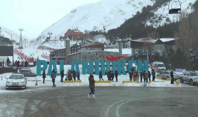 Yetim çocukların Palandöken&#039;de kızak keyfi